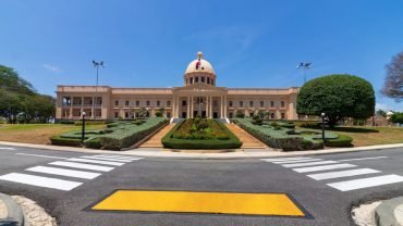 Stadsrondleiding Santo Domingo: Koloniale Stad, Los Tres Ojos, Lunch