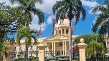 Punta Cana & La Romana: Santo Domingo Guided Tour & Lunch